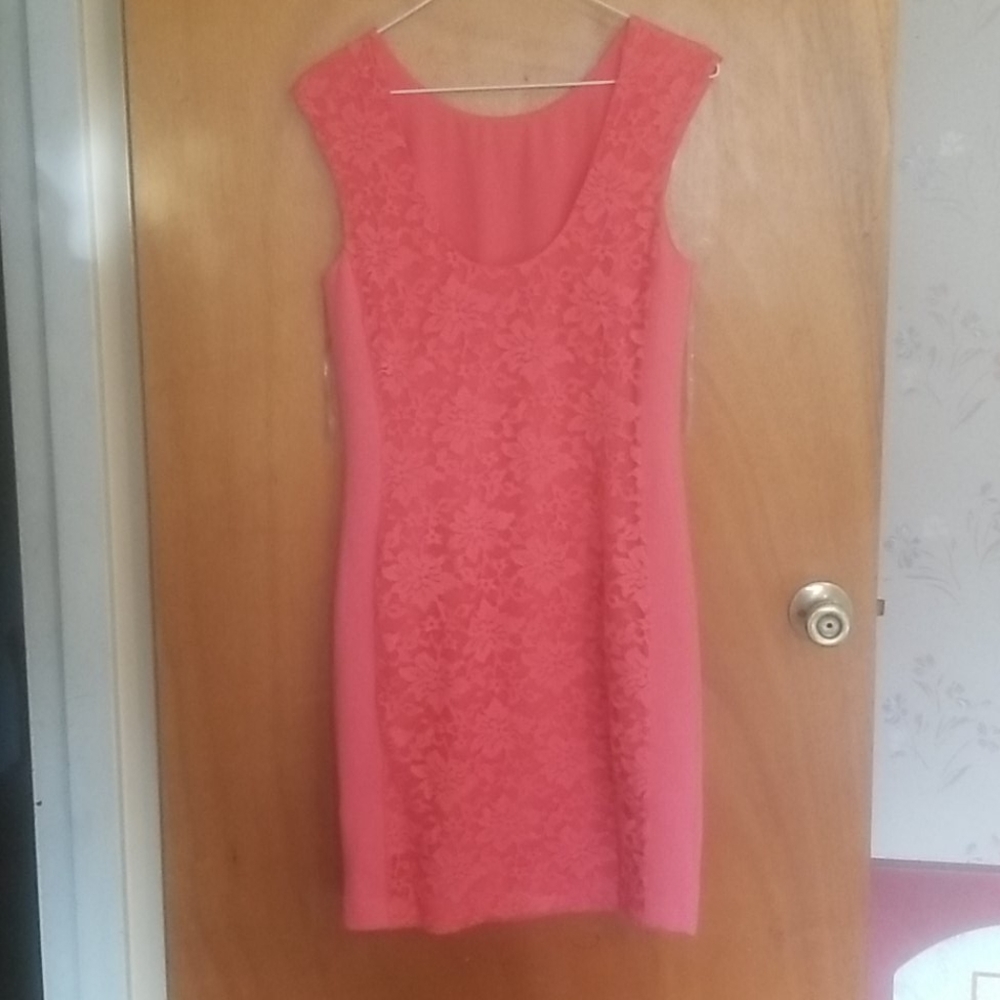 Dress - Picture 2 of 3